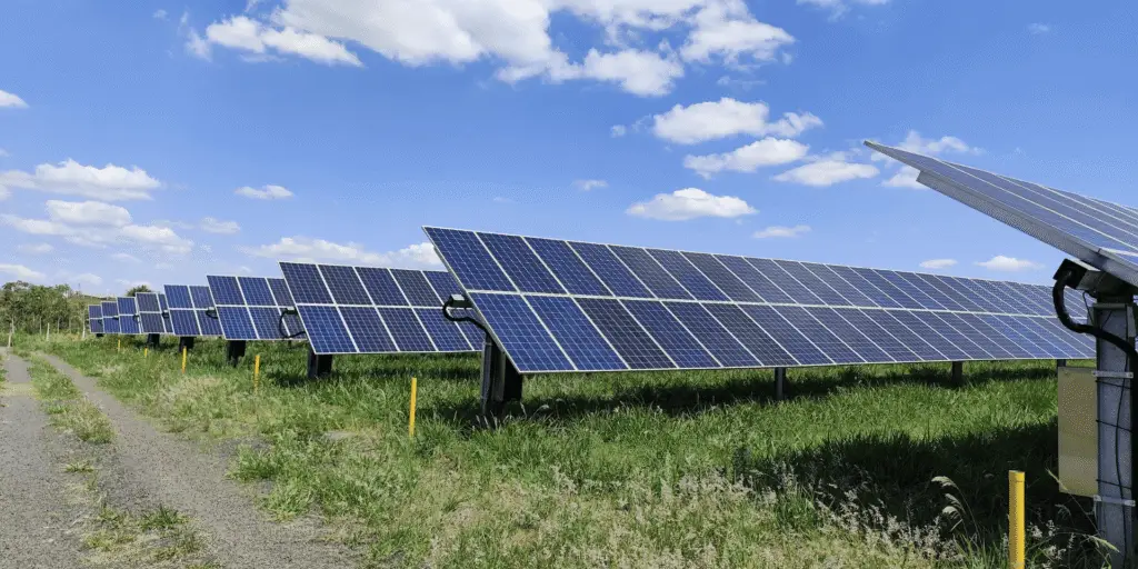 What Are Ground-Mounted Solar Panels